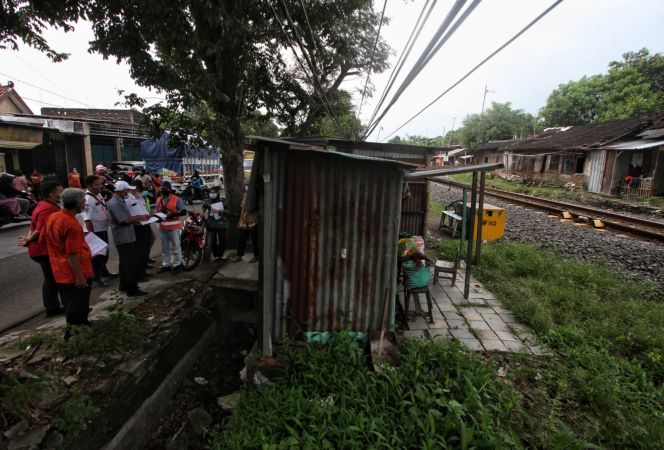Tak Ada Kelonggaran, Warga Kena Rel Layang Joglo Solo Wajib Pindah Sebelum Juli