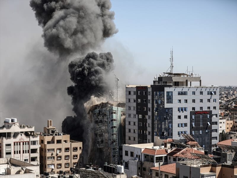 Pemboman Israel Hancurkan Gedung Pusat Media di Gaza