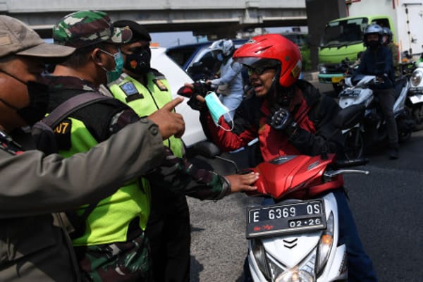Penyekatan Terpadu untuk Cegah Fenomena Perpindahan Kasus Aktif Covid-19