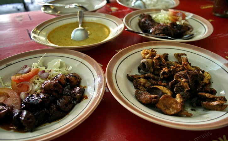 Unik! Kuliner Gule Goreng Cuma Ada di Solo, Pernah Coba?