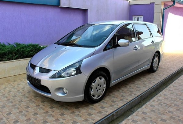 Mitsubishi Grandis