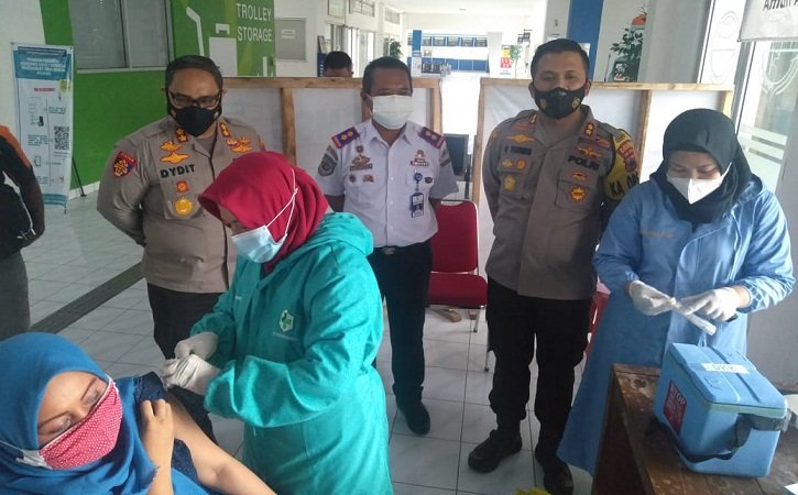 Vaksinasi Massal Digelar di Wonogiri Selama 3 Hari, Ribuan Orang Berpartisipasi