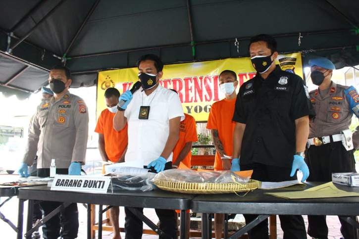 3 Mahasiswa Pengedar Ganja Ditangkap, 1,7 Kg Barang Bukti Disita
