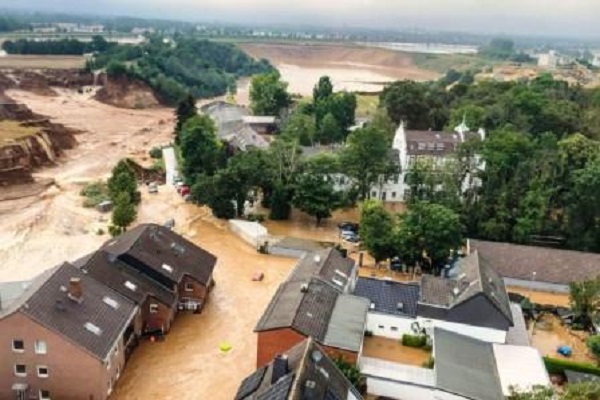 Kemlu Yakin Banjir di Jerman Tak Telan Warga Indonesia - Vimarsana News