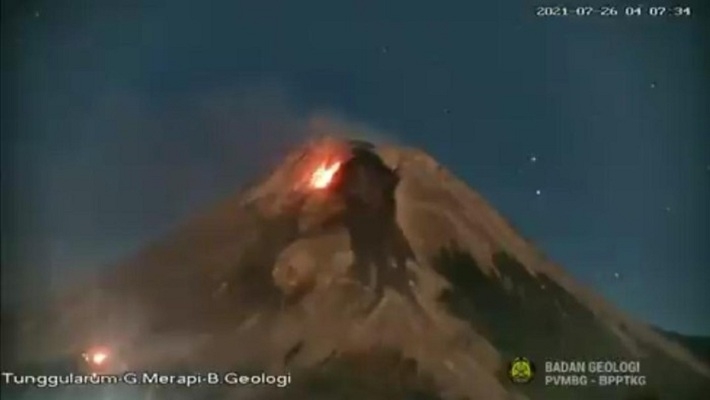 Ada Kebakaran di Lereng Gunung Merapi, Ini Penjelasan BPPTKG