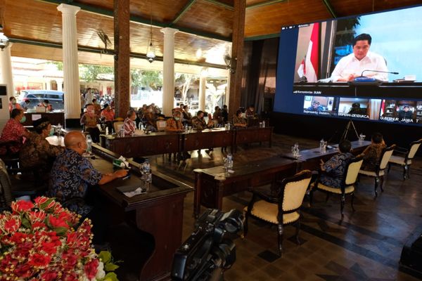 Menteri BUMN RI, Erick Tohir menyaksikan penandatanganan Perjanjian Kerjasama Pendirian PT SMOR. (Istimewa)