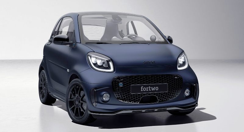 Brabus luncurkan varian Smart EQ Fortwo yang diberi nama Racing Green Edition (Carscoop)