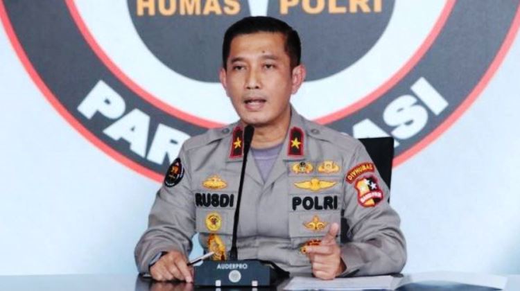 Sebar Intel, Polri Buru Penimbun Obat dan Tabung Oksigen - Vimarsana News