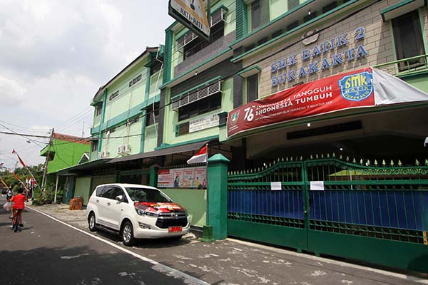 Round Up Rencana PTM di SMK Batik 2 Solo: Gibran Inapkan Mobil, Ganjar Marah, Akhirnya Batal