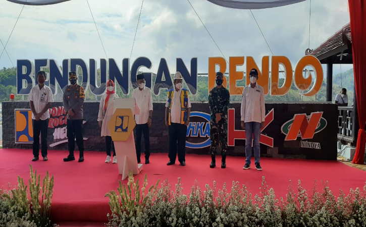 Proses pengisian air awal atau impounding di Bendungan Bendo Ponorogo, Sabtu (31/7/2021). (Istimewa)