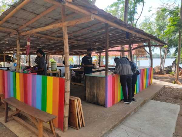 Meski Enggak Untung, Warung Kuliner Kawasan WGM Wonogiri Tetap Buka saat PPKM