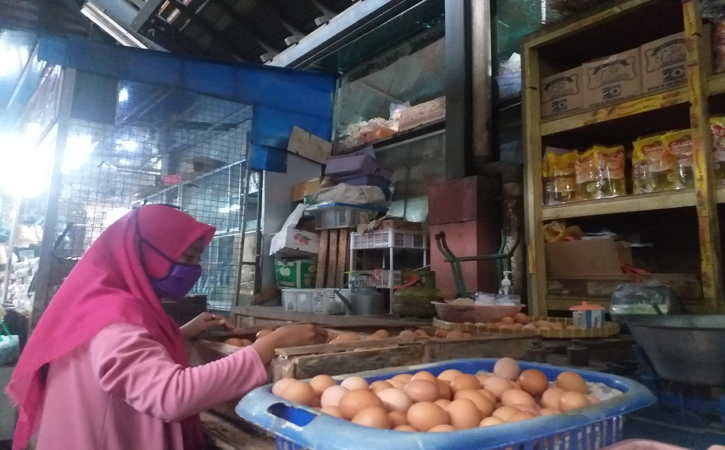 Sempat Anjlok, Harga Telur di Solo Berangsur Normal
