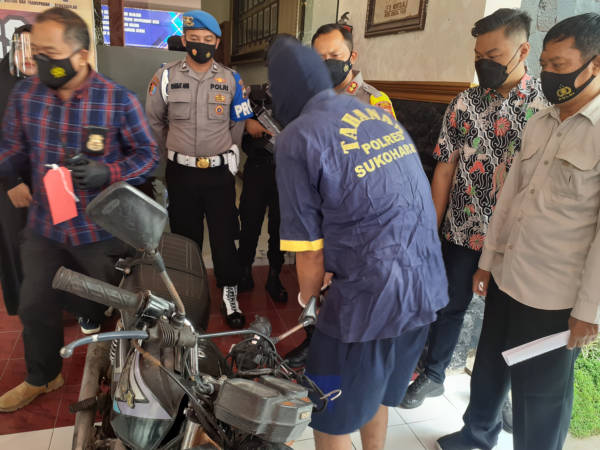 Bermodal Seragam Loreng, Warga Klaten Curi Aki Motor di Banmati Sukoharjo
