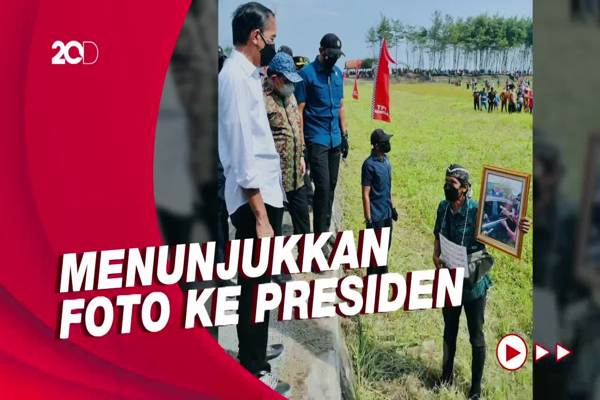 Video warga berlari ke arah Presiden Jokowi di Cilacap, Jawa Tengah, Kamis (23/9/2021) viral di media sosial. (Istimewa)