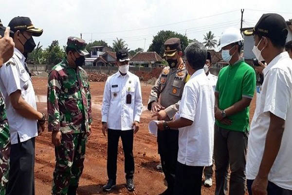 Lo, Bupati Batang Kok Ngamuk-Ngamuk Liat Proyek Islamic Center