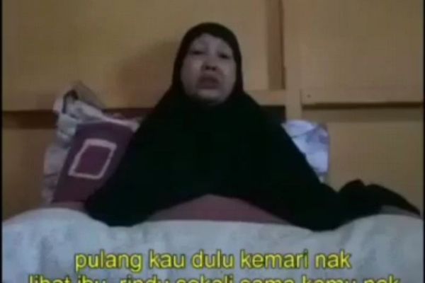 Kangen, Ibunda Buronan Kasus MIT Minta Anak Pulang dan Menyerah
