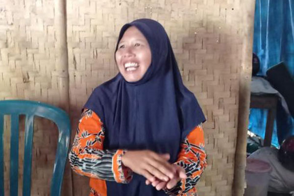 Tinggal di Kandang Kambing, Guru Honorer di Ngawi Digaji Rp300.000