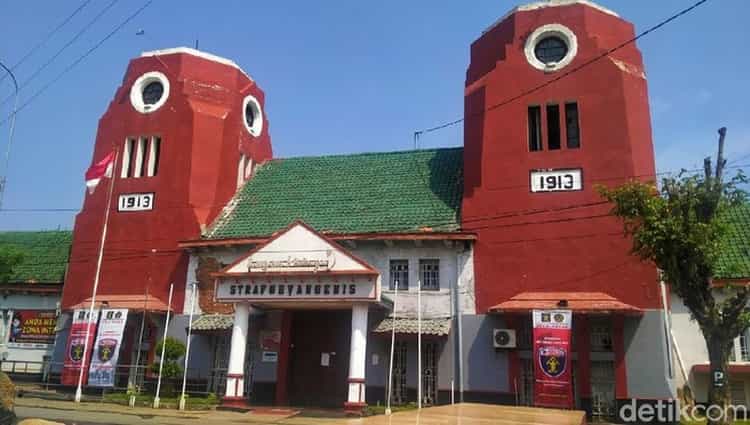 Ikonik! Menara Kembar di Pekalongan Jadi Penjara Tercantik di Indonesia