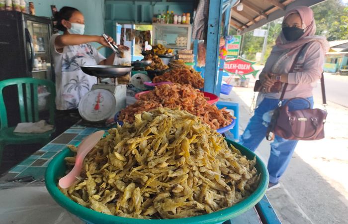 ikan goreng wonogiri