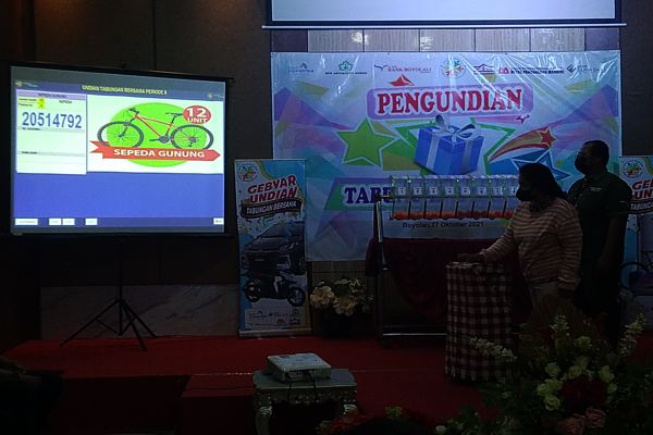 Pengundian hadiah Tabungan Bersama yang digelar oleh 6 BPR di Boyolali di Resto Bu Yoso, Boyolali, Rabu (27/10/2021). (Solopos.com/Cahyadi Kurniawan)