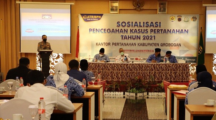 Kapolres Grobogan AKBP Benny Setyowadi saat Sosialisasi Pencegahan Kasus Pertanahan yang digelar Kantor Pertanahan Grobogan, Senin (29/11/2021). (Solopos.com/Humas Polres Grobogan)