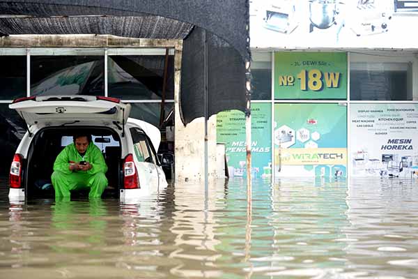 Kawasan Kuta Bali Terendam Banjir, Begini Foto-Fotonya