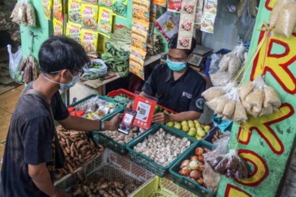 Bisa Meningkatkan Bisnis, Begini Cara Mudah Merchant Daftar QRIS