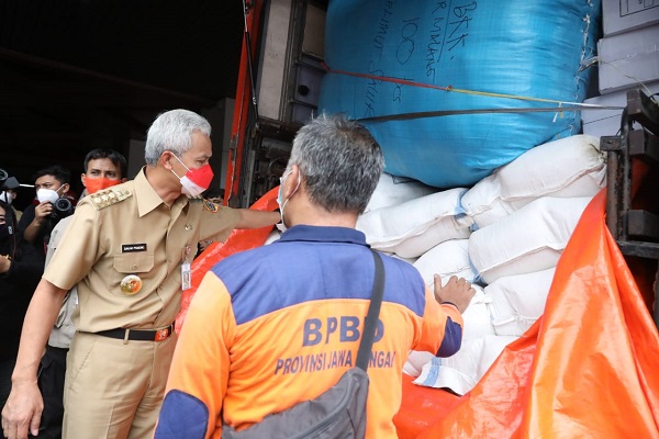 Bantu Korban Erupsi Semeru, Jateng Kirim Bantuan Senilai Rp934 Juta