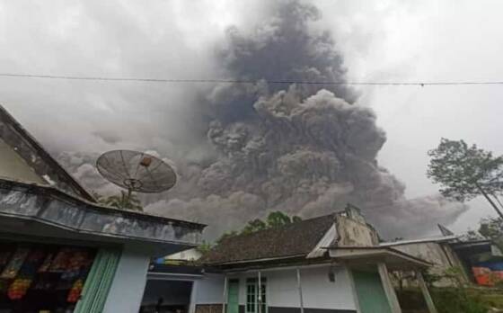 erupsi semeru