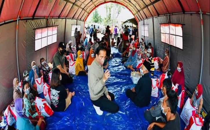 Cek Dampak Erupsi Semeru, Jokowi Janji Segera Bangun 2.000 Rumah
