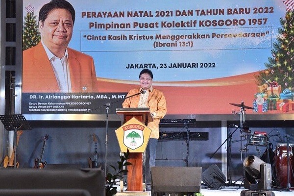 Rayakan Natal, Airlangga Hartarto Minta Kader Berjuang Demi Rakyat