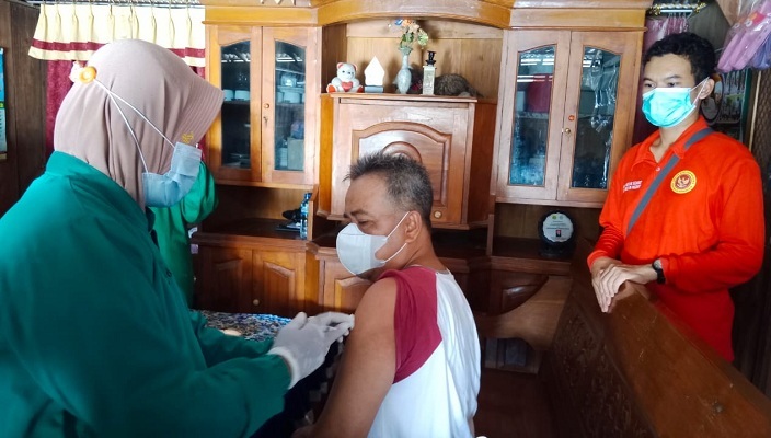 Asyik, Peserta Vaksinasi Covid-19 BIN Jateng Diberi Sembako