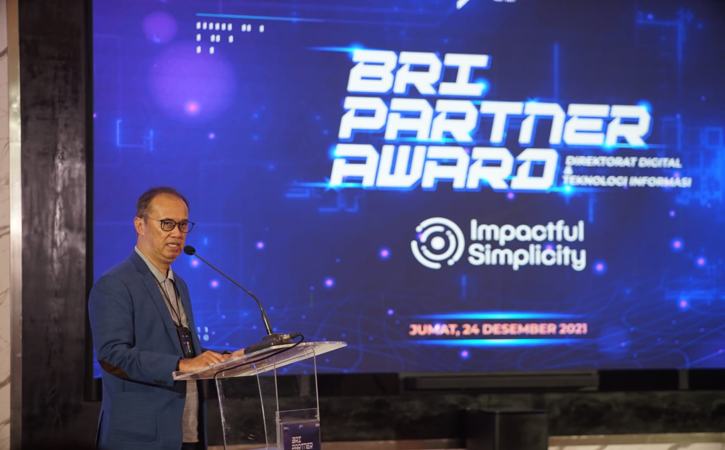 BRI Beri Penghargaan Mitra Bisnis dengan Solusi IT Terbaik bagi Nasabah