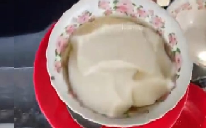 Perlu Dicoba! Tahok Legendaris di Solo, Menghangatkan dan Kaya Manfaat