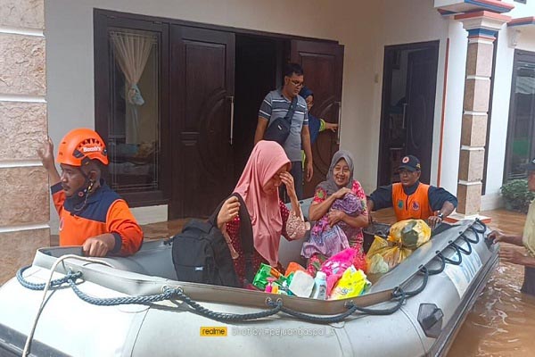 Hujan Deras, 12 Desa di Pasuruan Dikepung Banjir
