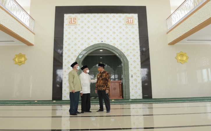 Bagian dalam Masjid Al Ukhuwwah Kompleks RSU Islam Boyolali. (Istimewa/Diskominfo Boyolali)