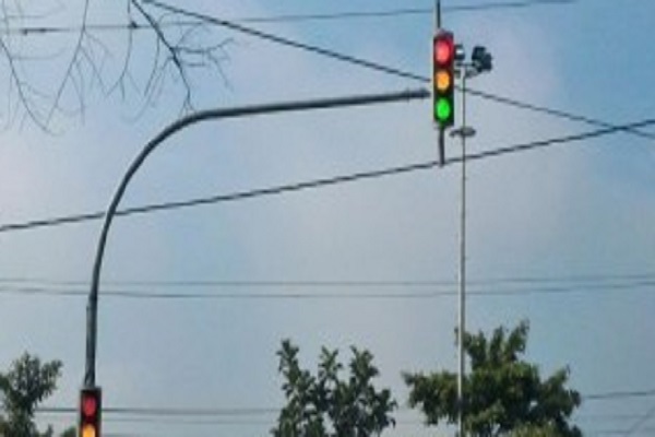 Ini Lampu Bangjo Terlama di Kota Semarang, Netizen: Iso Nyambi Ghibah