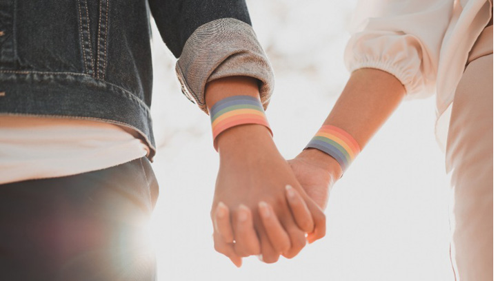 Homoseksualitas, Kecu di Soloraya, Cacar Monyet, dan Kartel Narkoba