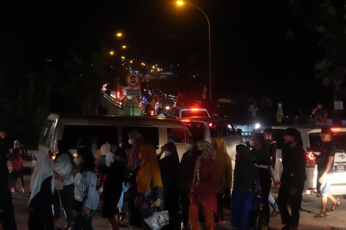 Kondisi arus lalu lintas macet di sekitar Objek Wisata Gunung Kemukus, Kecamatan Sumberlawang, Sragen, macet total, Rabu (4/5/2022). (Solopos/Wahyu Prakoso)