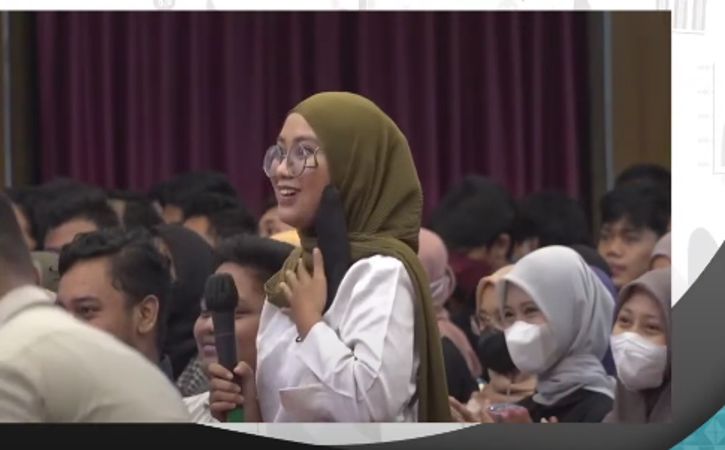 Rezeki Nomplok, Mahasiswa Ini Dapat Rp20 Juta dari Menteri Investasi