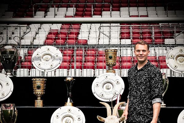 Bertahan 2 Tahun Lagi, Ini Catatan Mentereng Neuer di Bayern Munchen