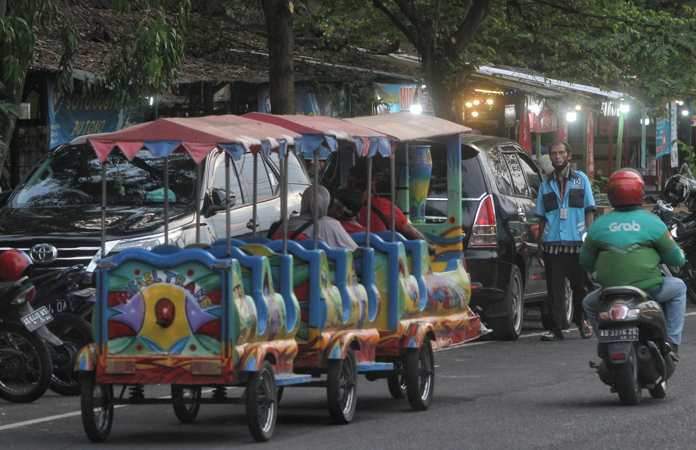 Kereta Kelinci di Klaten Jadi Transportasi Favorit Warga untuk Tilik