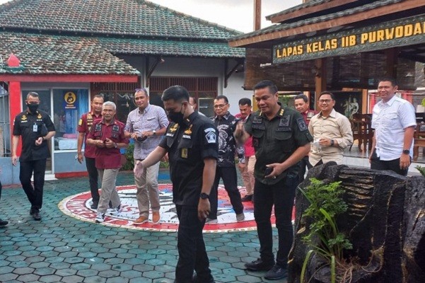 Kunjungi Lapas Purwodadi, Wamenkum HAM Bicara Over Kapasitas