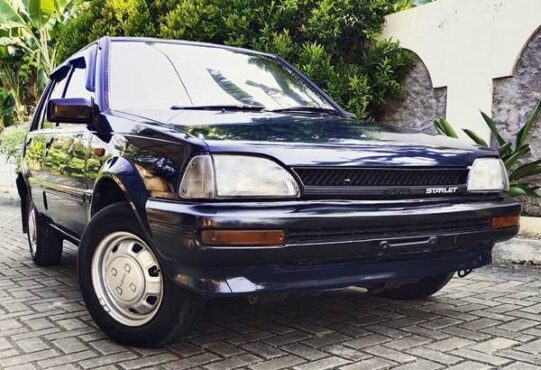 Toyota Starlet