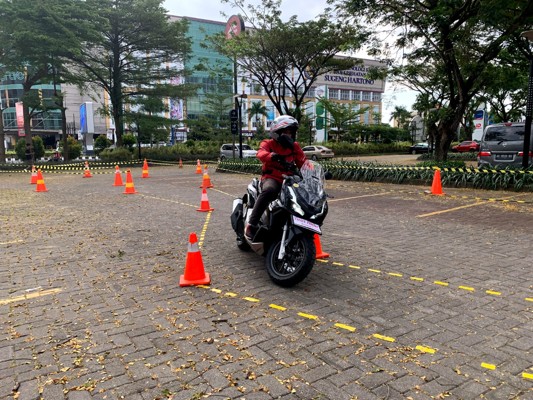 Ribuan Orang Datangi Peluncuran New Honda ADV 160 di Solo Baru