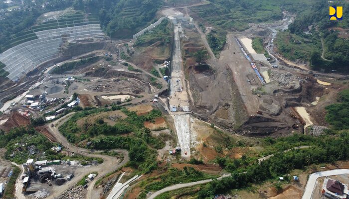 Selesai 2024, Bendungan Jlantah Aliri Air 1.494 Ha Sawah di Karanganyar