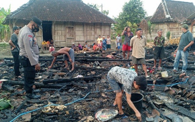 Korsleting, Rumah Petani di Tanggungharjo Grobogan Ludes Terbakar