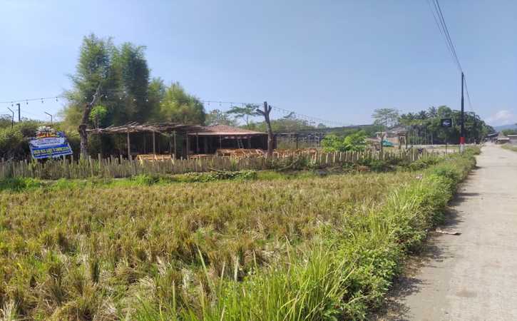 Jalan Baloeng Gadjah tempat strategis untuk membangun usaha di Desa Candirejo, Tuntang, Kabupaten Semarang. (Solopos.com/Hawin Alaina)