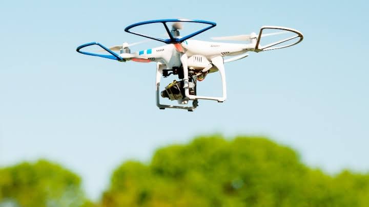 Tim KKN UNS-IPB Petakan Wilayah Kemuning Karanganyar Pakai Drone