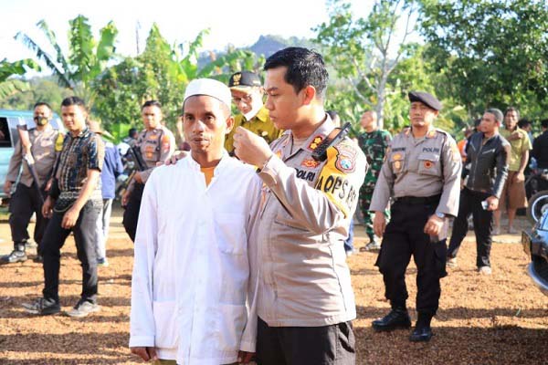Ditangkap! Polisi Ringkus Satu Pelaku Penyerangan Desa di Jember